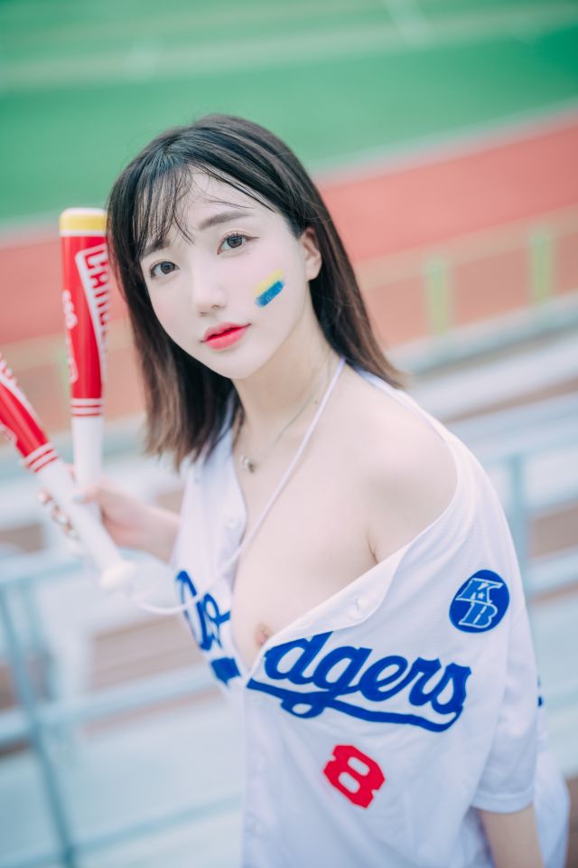 [63P/928M]DJAWA – Son Ye-Eun (손예은) – Cheer Up in the Summer