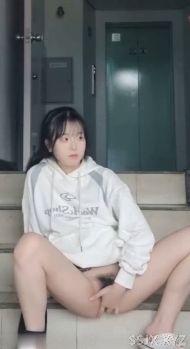[5V/167M]韩国超高颜值女大学生给男友私拍福利被流出 道具自慰 户外露出 浴室诱惑