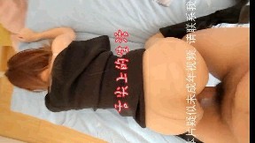 [MP4/163MB]舌尖上的生活 已婚少妇对着婚纱照偷情羞耻流泪求饶